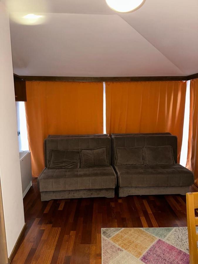 Apartments Prizreni Bagian luar foto